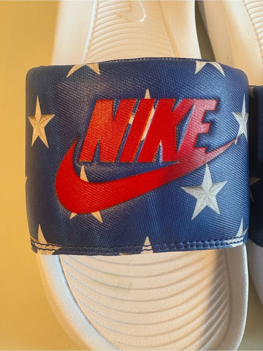 Nike Slides (fit women’s 8 perfectly) - Picture 3 of 7